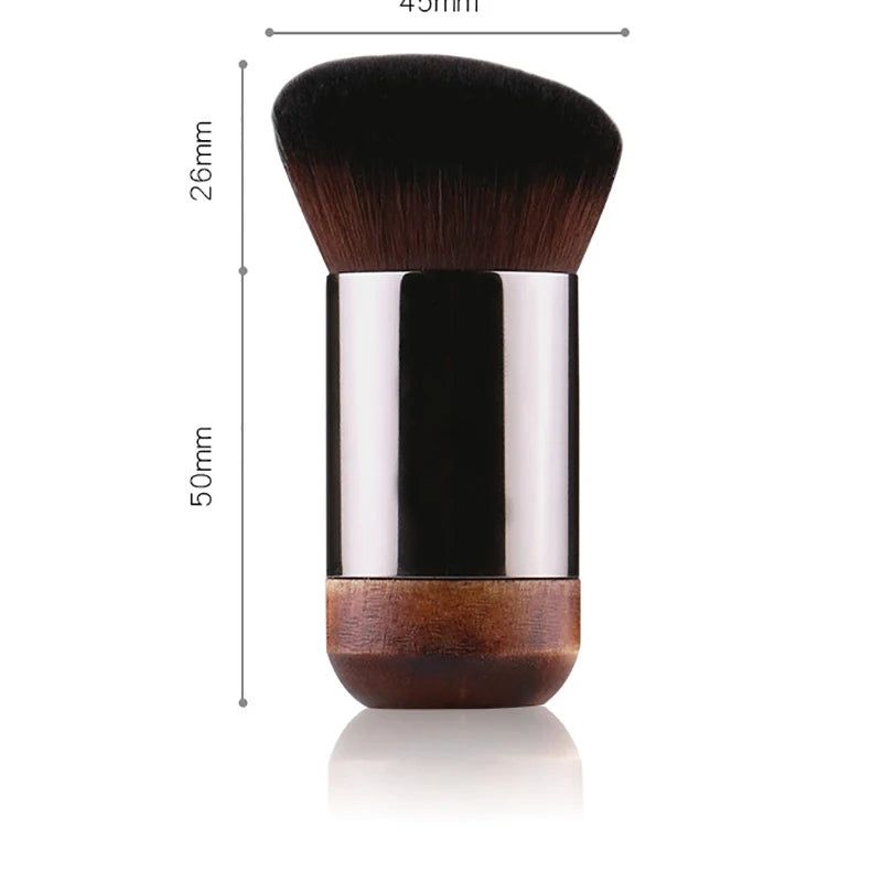O pincel ideal para quem busca um acabamento profissional na maquiagem, com precisão e naturalidade em cada aplicação
